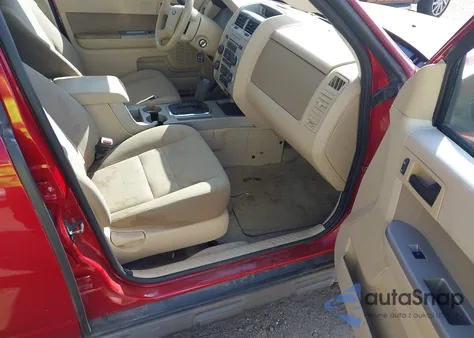 2009 Ford Escape Xlt z USA, uszkodzony, nr VIN 1FMCU93G79KB53969